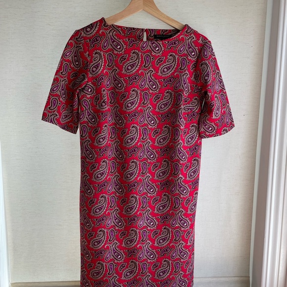 Red Paisley Sheath Dress, Banana Republic, Size XS - Picture 2 of 3